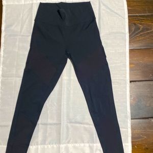 Zyia leggings